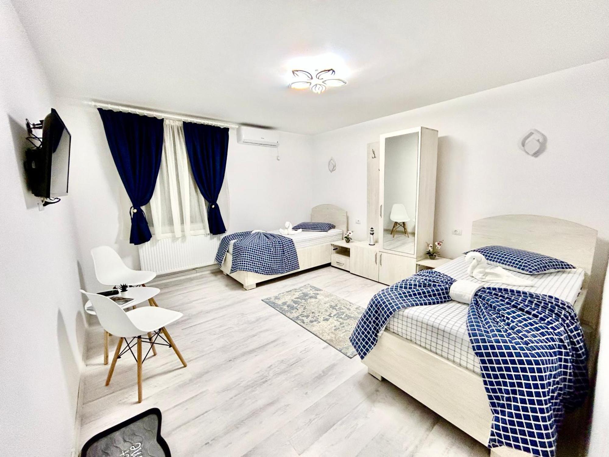ホテル Casa Munteanu Mila Douăzeci şi Trei エクステリア 写真